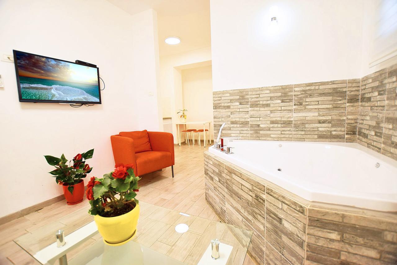 Rothschild 1929 Luxury Apartments Hotel Хайфа Екстериор снимка
